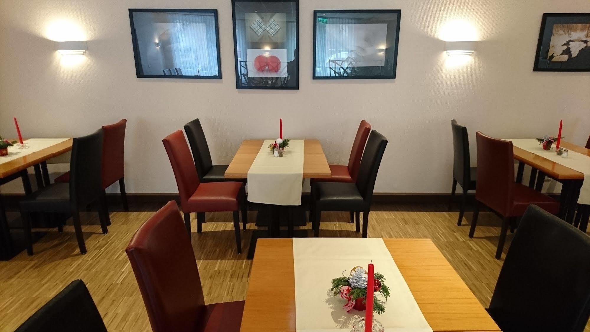 City Hotel آشرسليبن المظهر الخارجي الصورة