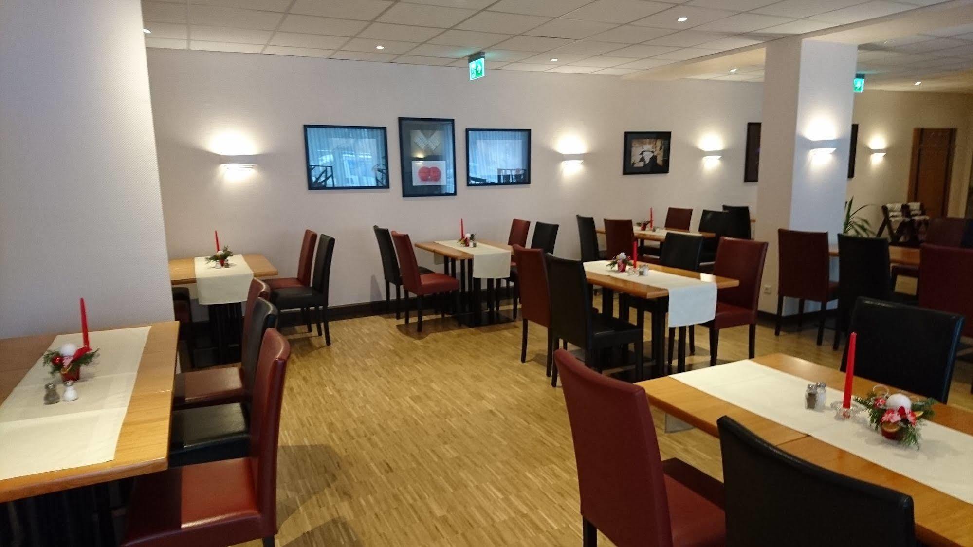 City Hotel آشرسليبن المظهر الخارجي الصورة